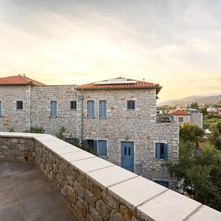Mani Stone Built Home A Breath Away To The Sea Stoupa Exterior photo