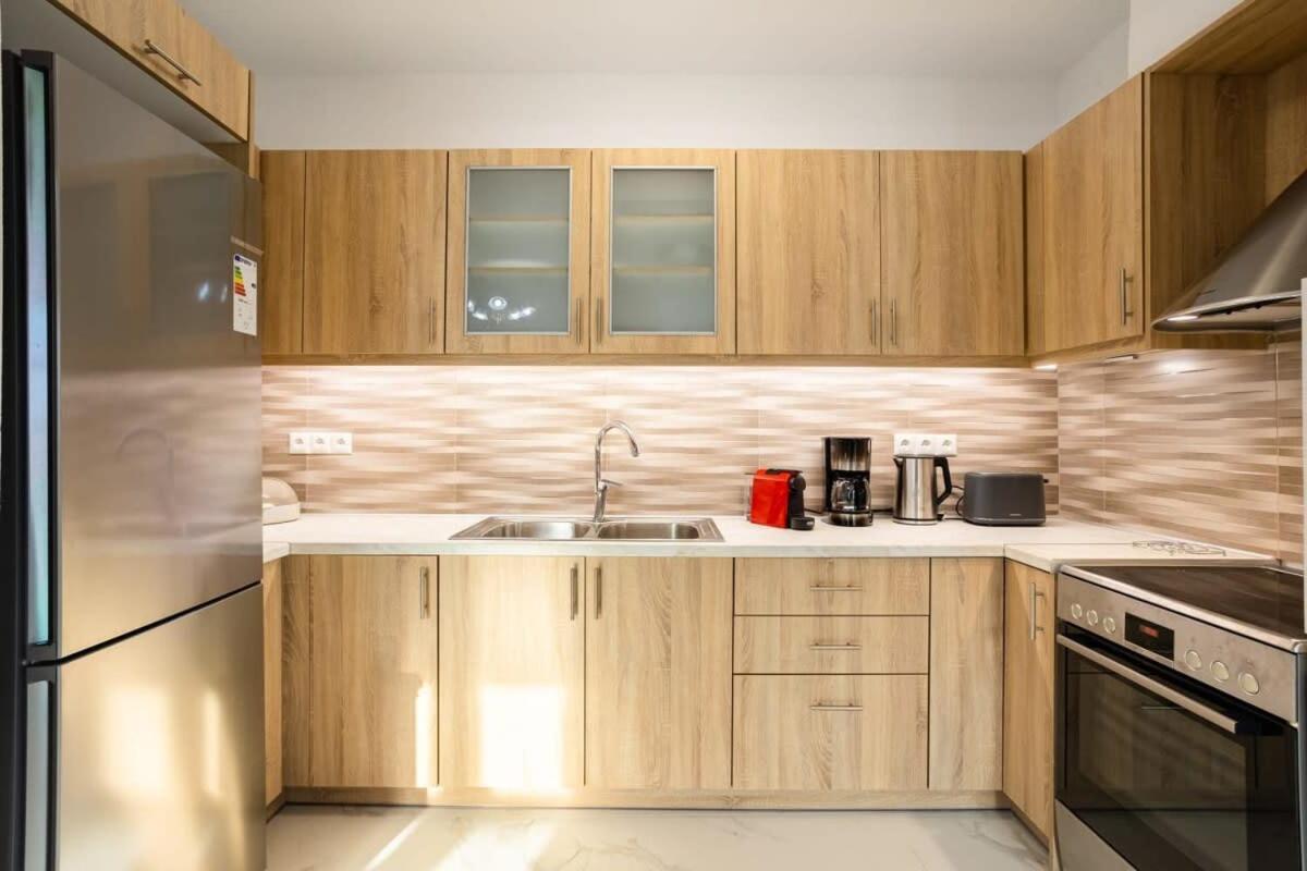 Apartment Mani Stone Built A Breath Away To The Sea