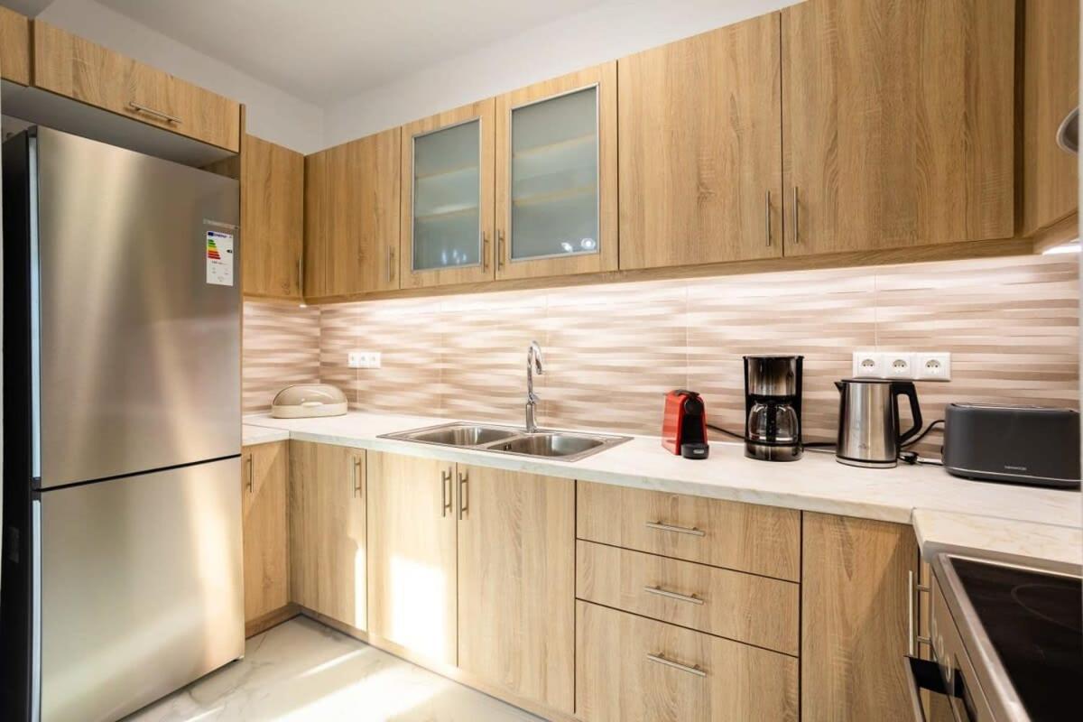 Mani Stone Built A Breath Away To The Sea Apartment Stoúpa